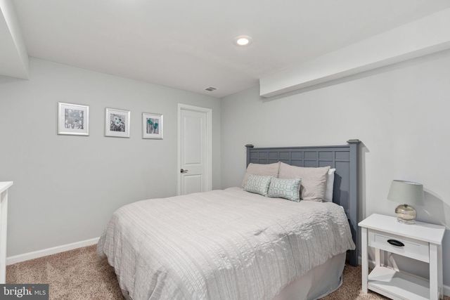 623 SHENANDOAH VALLEY DR, Front Royal, VA 22630