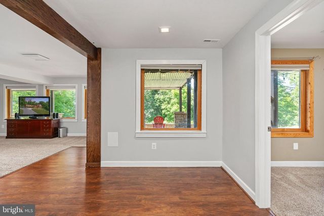 623 SHENANDOAH VALLEY DR, Front Royal, VA 22630