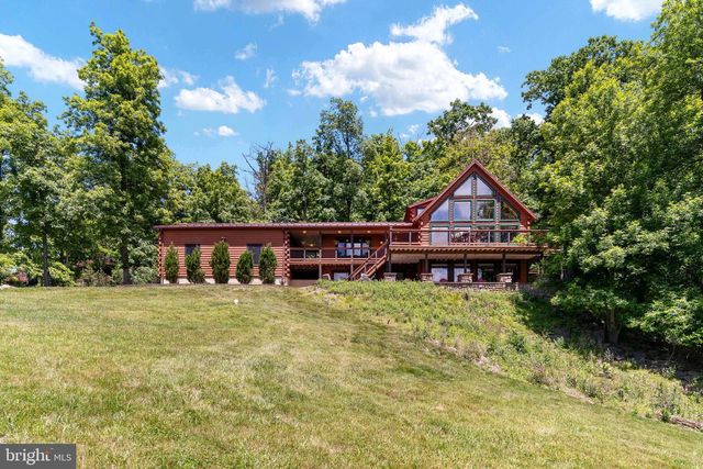 623 SHENANDOAH VALLEY DR, Front Royal, VA 22630