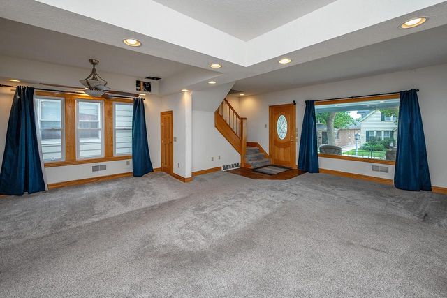 1432 S 78th STREET, West Allis, WI 53214