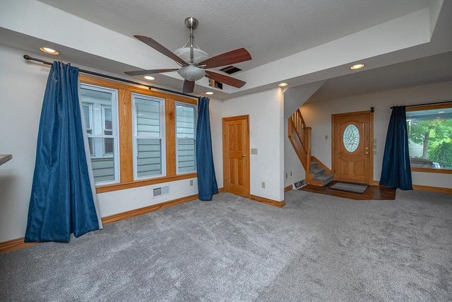 1432 S 78th STREET, West Allis, WI 53214