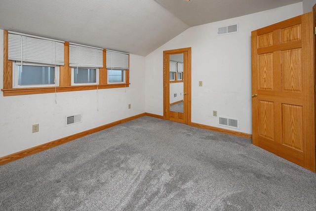 1432 S 78th STREET, West Allis, WI 53214