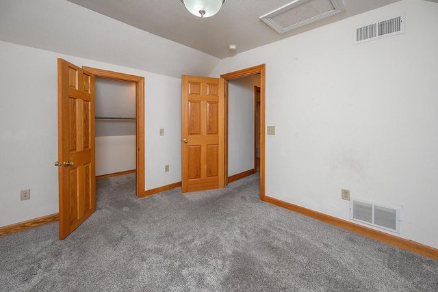 1432 S 78th STREET, West Allis, WI 53214