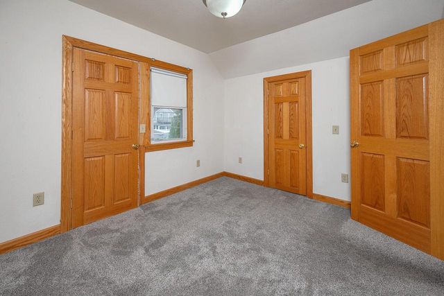 1432 S 78th STREET, West Allis, WI 53214