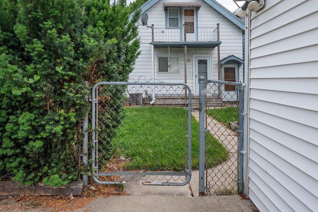 1432 S 78th STREET, West Allis, WI 53214