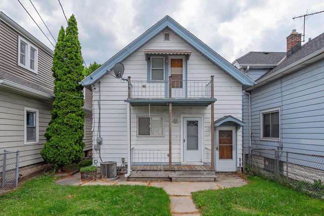 1432 S 78th STREET, West Allis, WI 53214