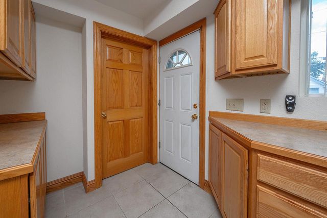 1432 S 78th STREET, West Allis, WI 53214