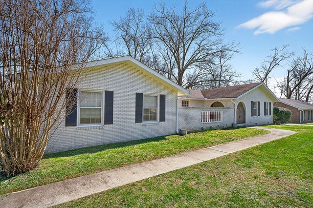 725 Flatt Ave, Cookeville, TN 38501