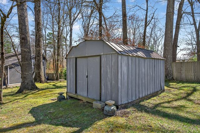 725 Flatt Ave, Cookeville, TN 38501