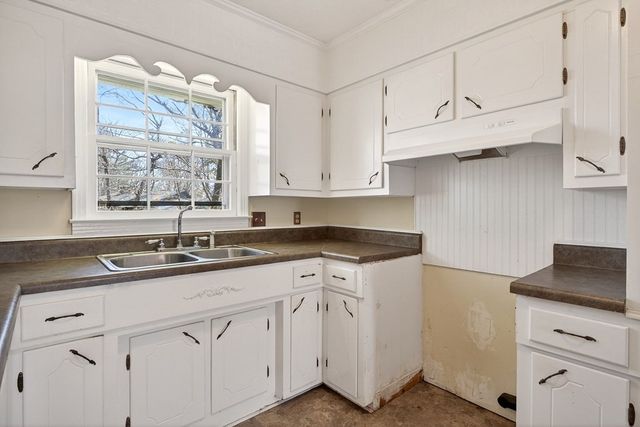 725 Flatt Ave, Cookeville, TN 38501