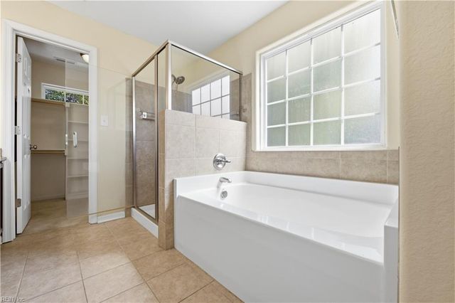6936 Gregory DR, Norfolk, VA 23513
