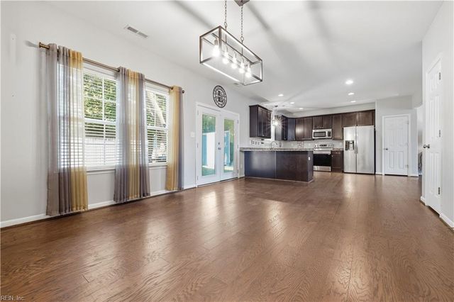 6936 Gregory DR, Norfolk, VA 23513