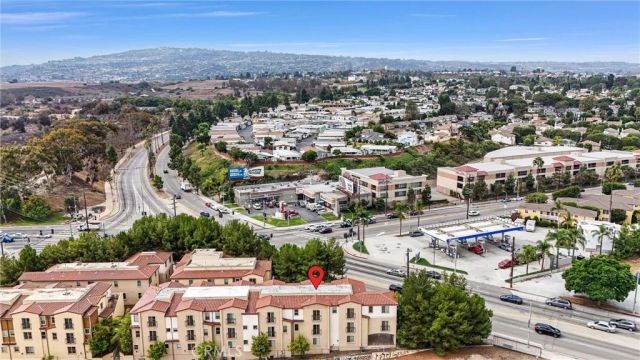 26404 Vermont 19, Harbor City, CA 90710