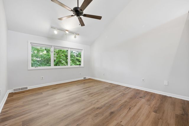 3501 Windgate Way, Lexington, KY 40517