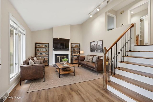 3501 Windgate Way, Lexington, KY 40517