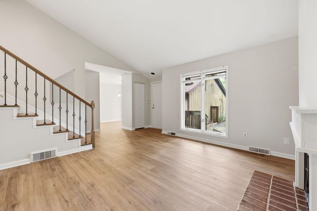 3501 Windgate Way, Lexington, KY 40517