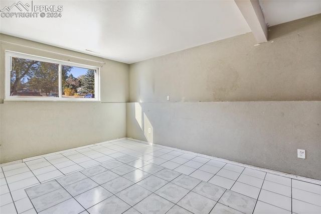 203 University Drive, Colorado Springs, CO 80910