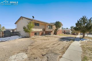 203 University Drive, Colorado Springs, CO 80910