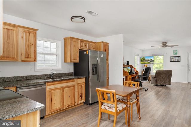 950 VIRGINIA AVE, Front Royal, VA 22630