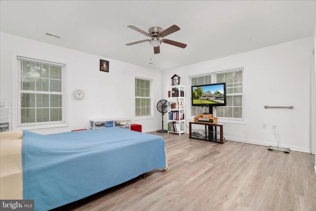 950 VIRGINIA AVE, Front Royal, VA 22630