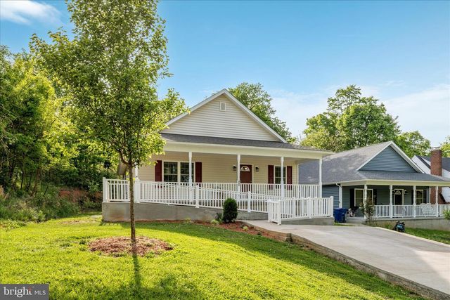 950 VIRGINIA AVE, Front Royal, VA 22630