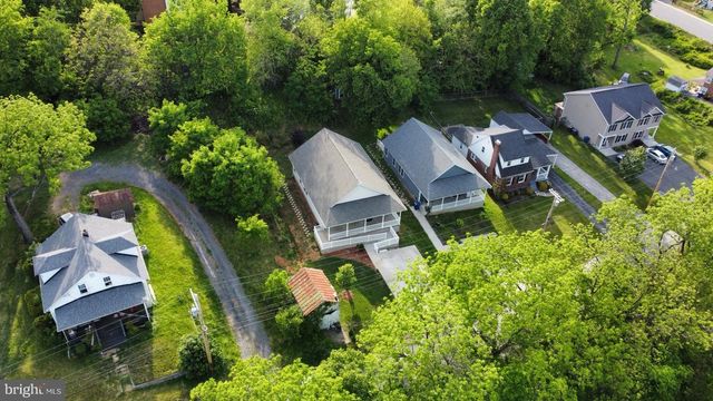 950 VIRGINIA AVE, Front Royal, VA 22630