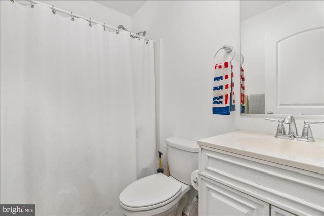 950 VIRGINIA AVE, Front Royal, VA 22630