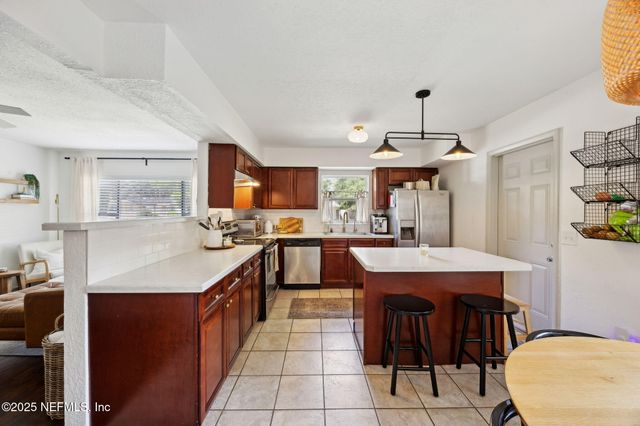 7604 QUITINA Drive, Jacksonville, FL 32277