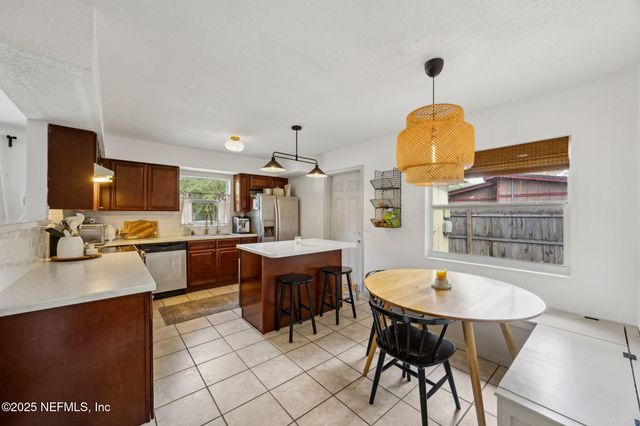 7604 QUITINA Drive, Jacksonville, FL 32277