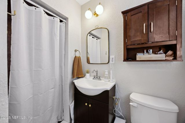 7604 QUITINA Drive, Jacksonville, FL 32277