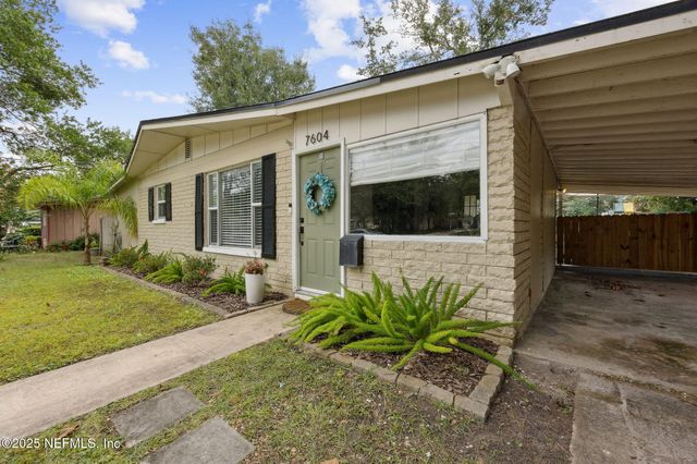 7604 QUITINA Drive, Jacksonville, FL 32277