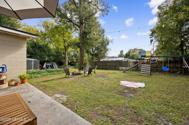 7604 QUITINA Drive, Jacksonville, FL 32277