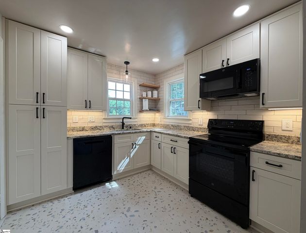 107 Irene Circle, Greenville, SC 29617