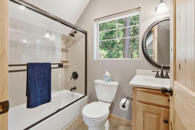 4339 Magnolia Ln, Camino, CA 95709