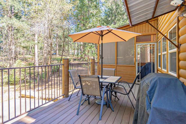 4339 Magnolia Ln, Camino, CA 95709