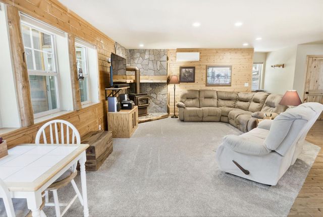 4339 Magnolia Ln, Camino, CA 95709