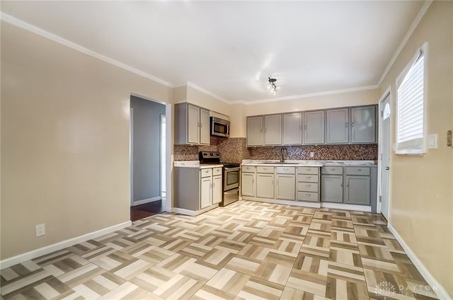 321 N Cherrywood Avenue, Dayton, OH 45403