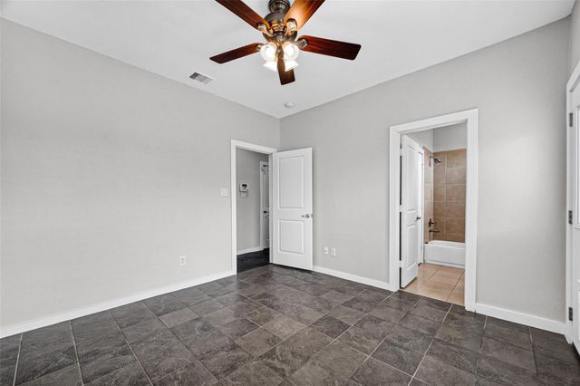 2352 Sperber Lane, Houston, TX 77003