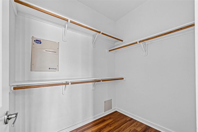 2352 Sperber Lane, Houston, TX 77003