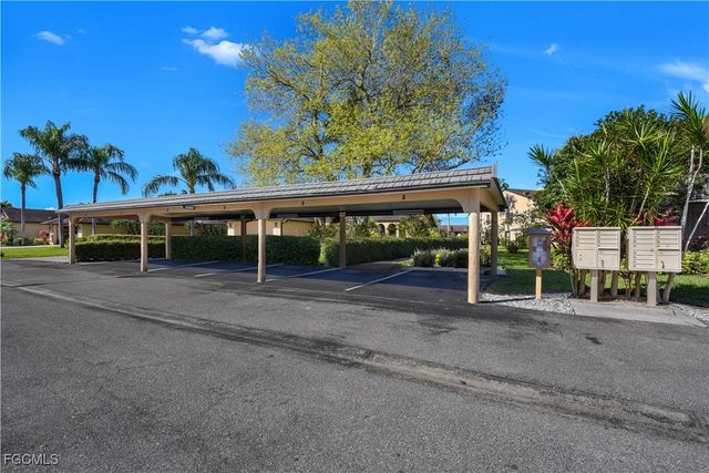 15466 Admiralty CIR 6, North Fort Myers, FL 33917