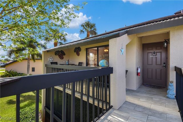 15466 Admiralty CIR 6, North Fort Myers, FL 33917