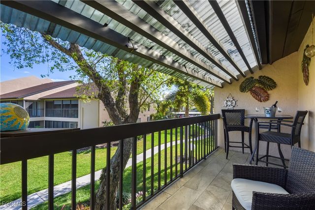 15466 Admiralty CIR 6, North Fort Myers, FL 33917