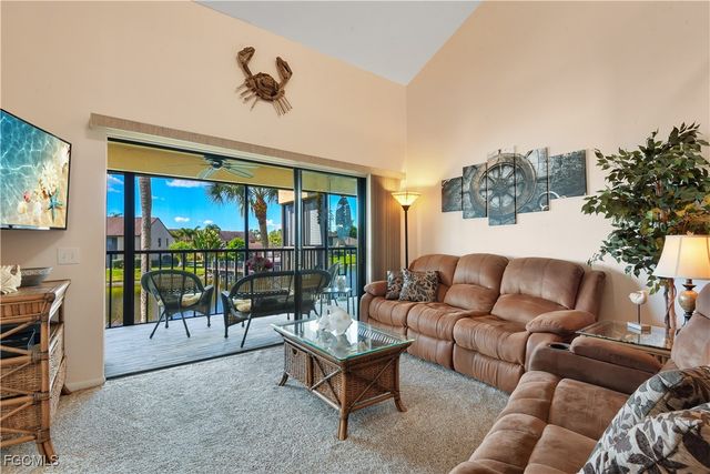 15466 Admiralty CIR 6, North Fort Myers, FL 33917