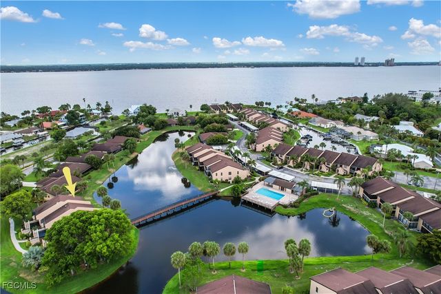 15466 Admiralty CIR 6, North Fort Myers, FL 33917