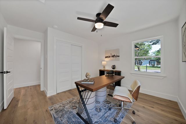 2926 Hillglenn Road, Dallas, TX 75228