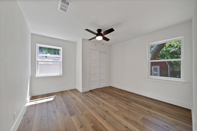 2926 Hillglenn Road, Dallas, TX 75228