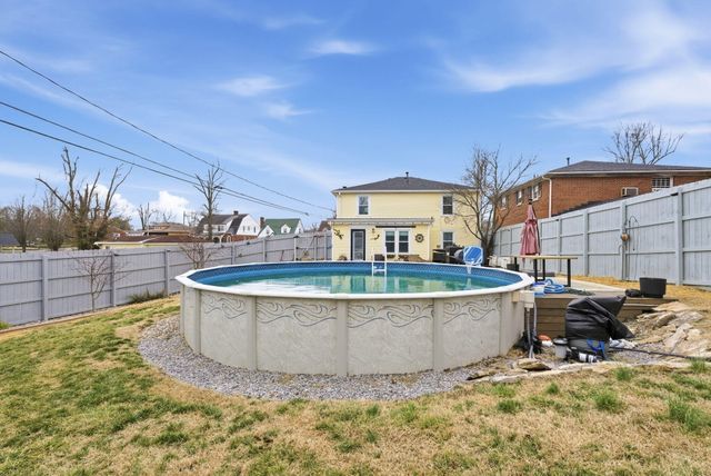 631 Beaumont Avenue, Harrodsburg, KY 40330