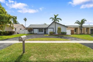 11800 NW 37th Pl, Sunrise, FL 33323