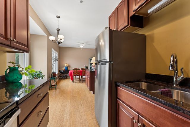4487 Post Pl Apt 28, Nashville, TN 37205