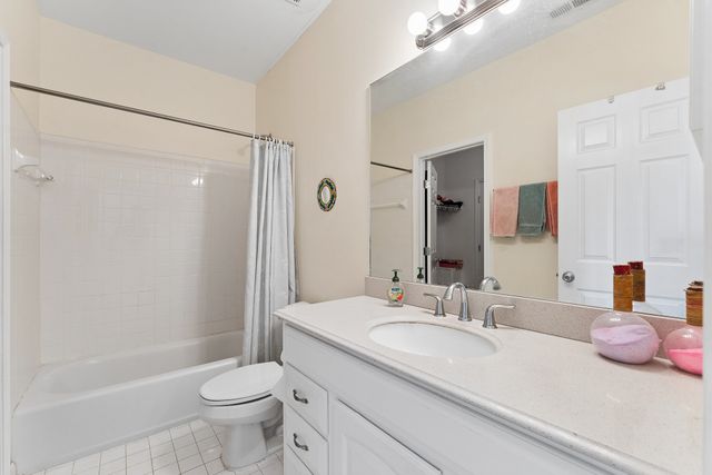 4487 Post Pl Apt 28, Nashville, TN 37205